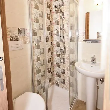 Look House *